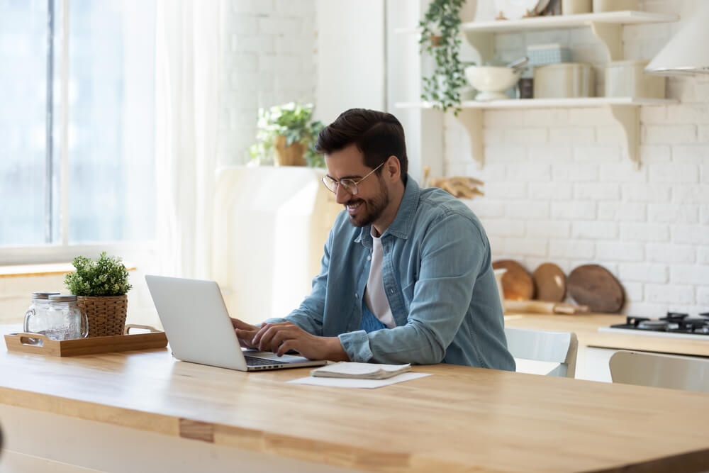 iniciante no marketing digital tambem fazem boas vendas na internet - Curso Gratuito Ensina Marketing Digital para Novos Empreendedores